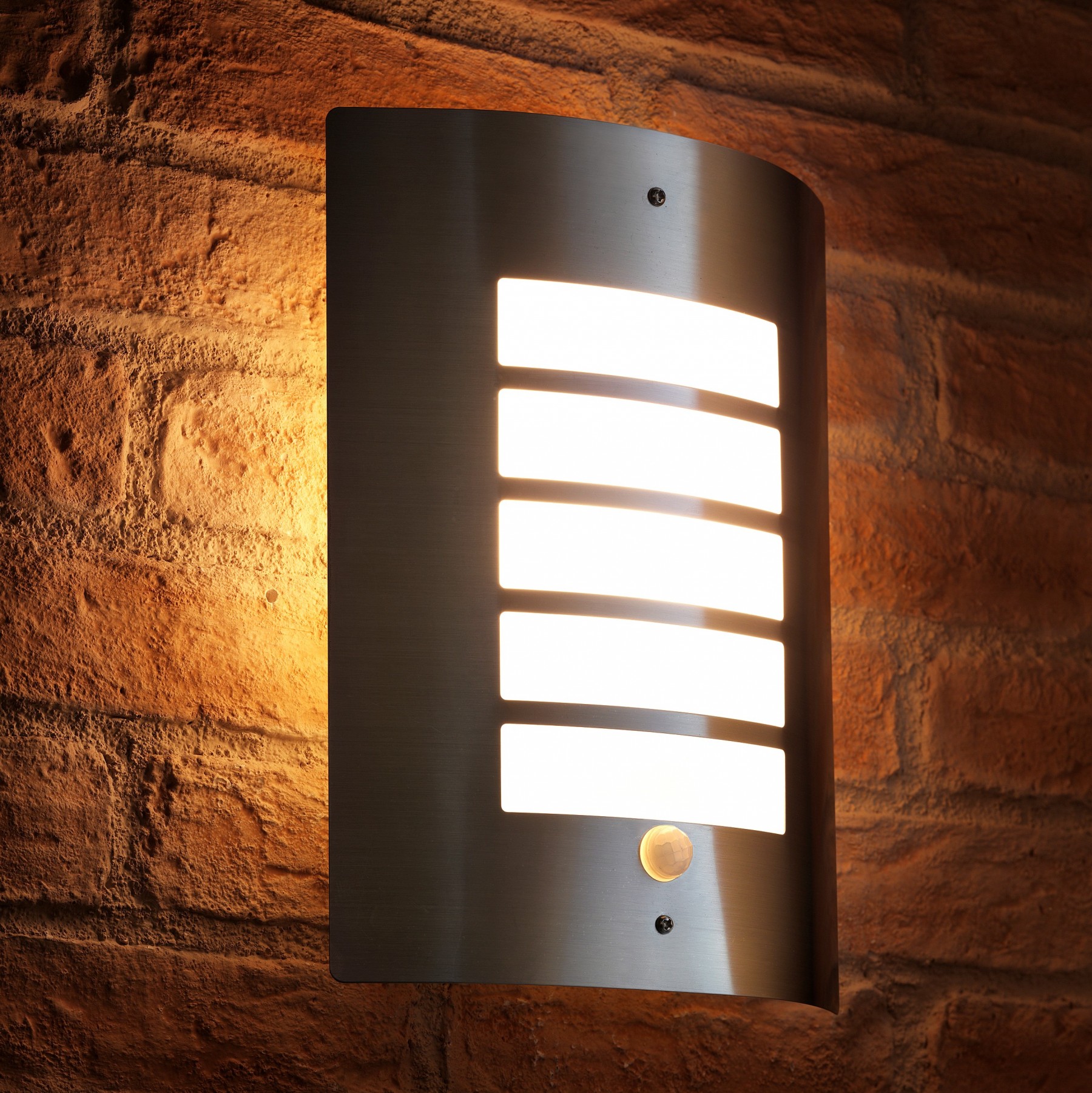 Pir motion sensor outdoor lighting