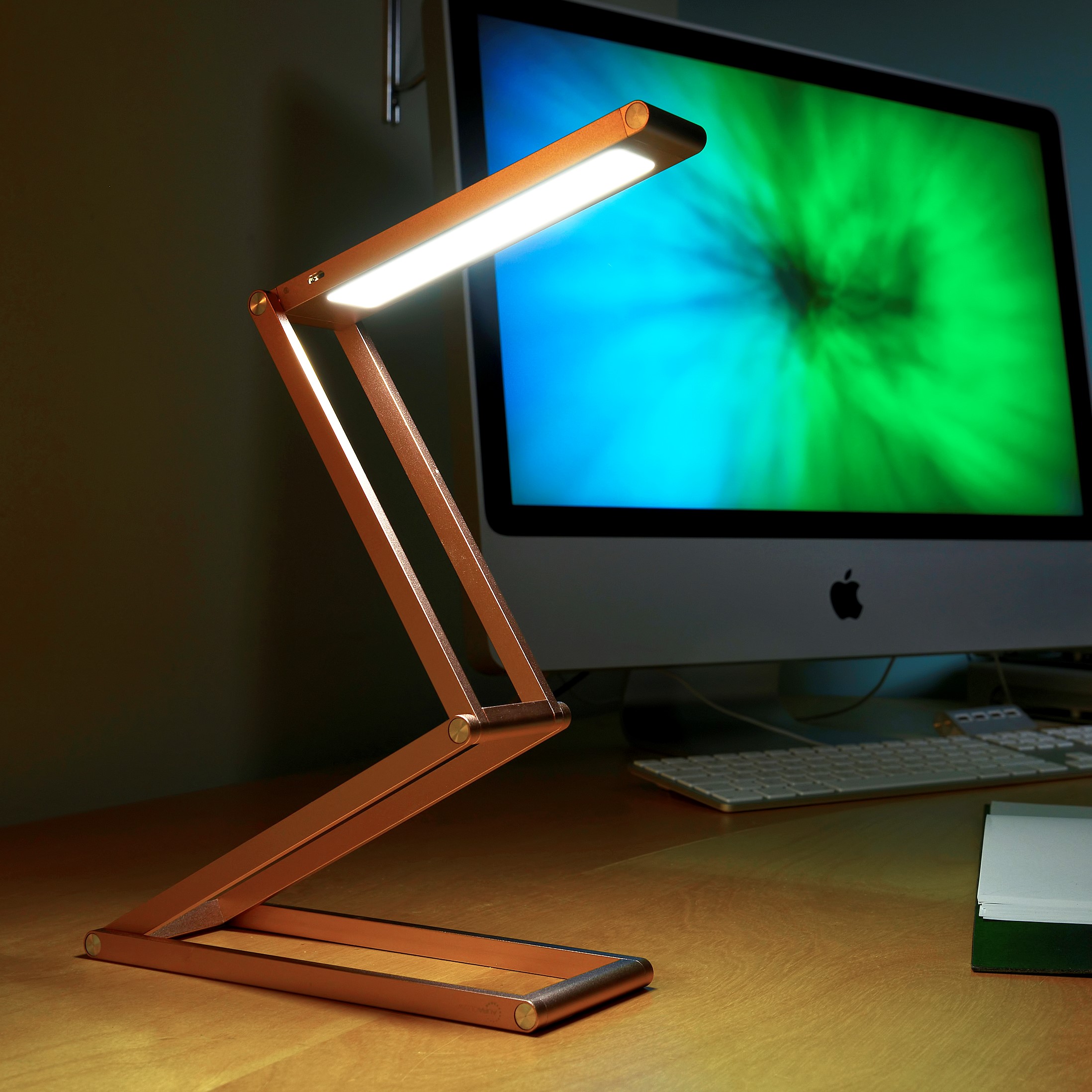 Dimmable led table lamp